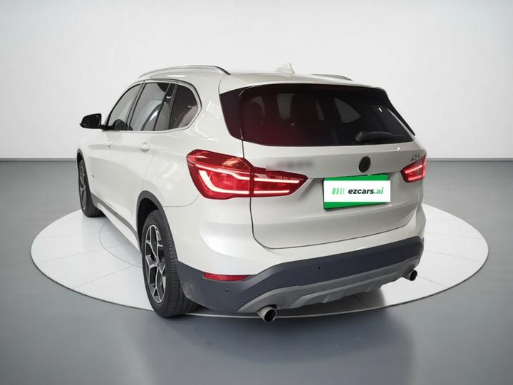 X1 2018 xDrive20Li Exclusive photo 4