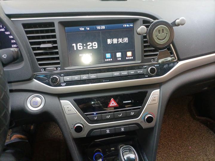 Elantra 2016 1.6L AT Smart Luxury photo 5
