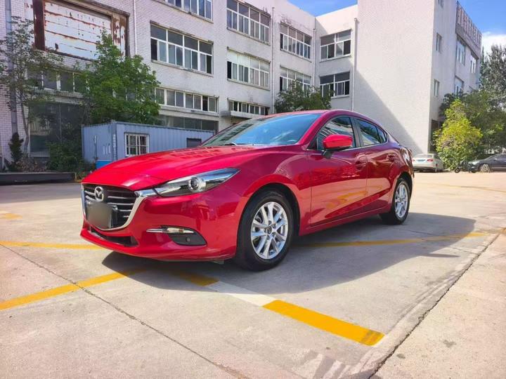 3 Axela 2017 Sedan 1.5L AT Luxury China VI