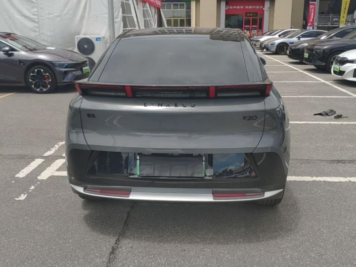 Z20 2025 530km RWD Max photo 3