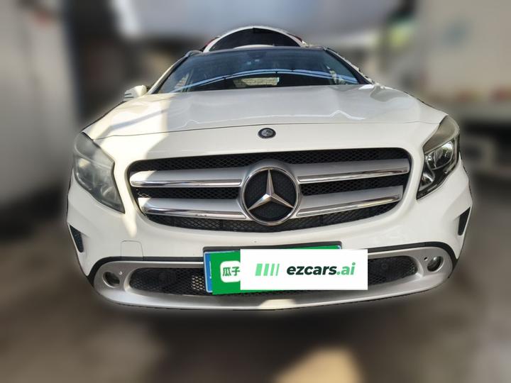 GLA 2016 GLA 200 Dynamic photo 2