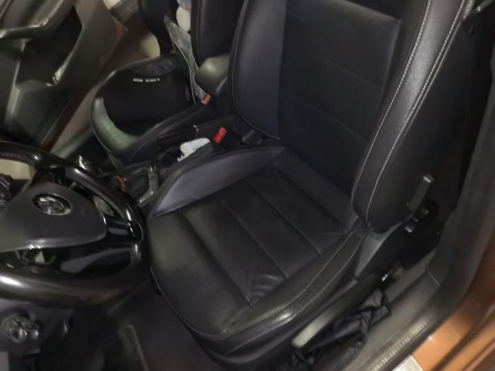 2015 230TSI DSG Comfort photo 7