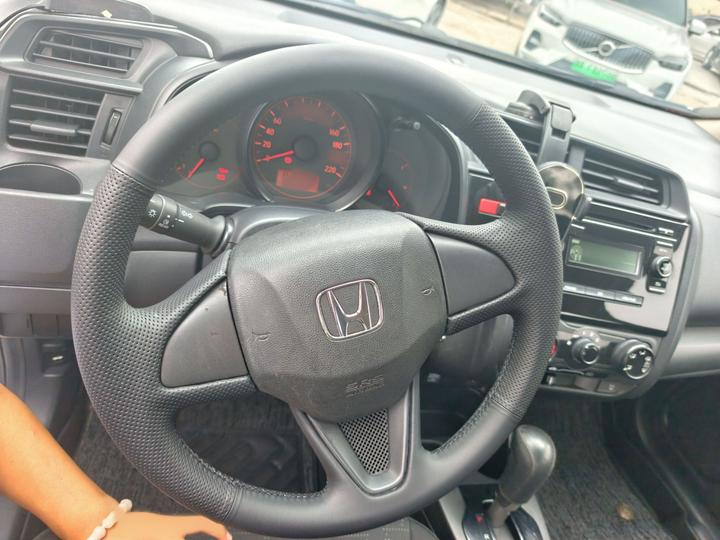 Fit 2014 1.5L LX CVT Comfort photo 3