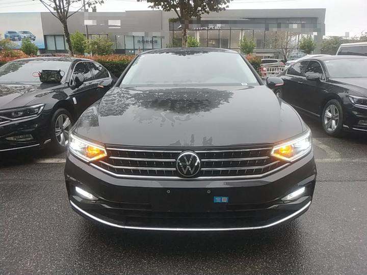 Magotan 2025 280TSI DSG Comfort photo 2
