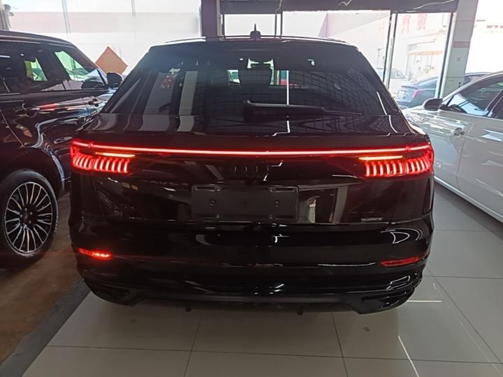 Q8 2019 55 TFSI Luxury Dynamic photo 3