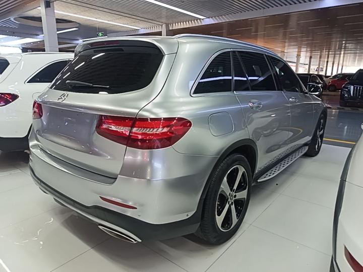 GLC 2019 GLC 260 L 4MATIC Luxury photo 4