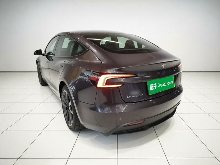 Model 3 2025 RWD photo 4