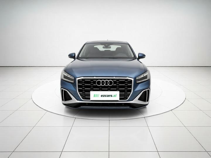 Q2L 2022 35 TFSI Luxury Dynamic photo 2
