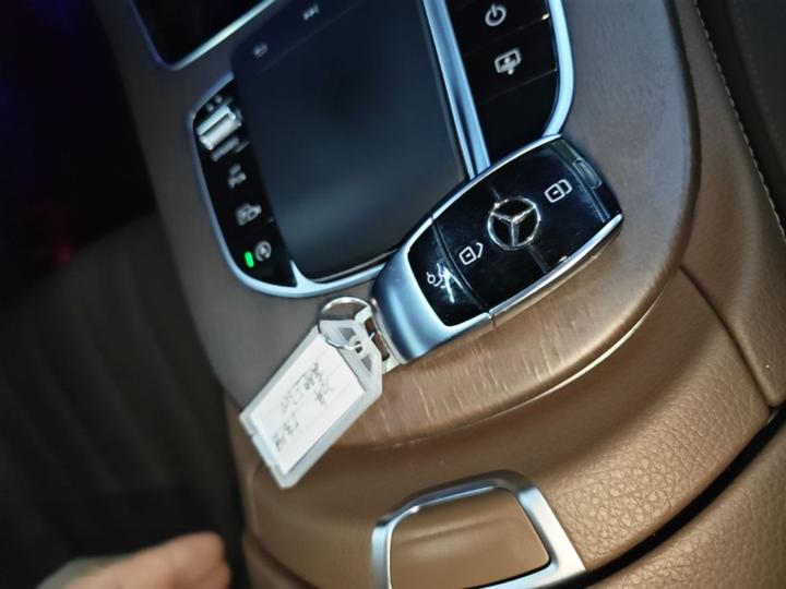 E-Class 2020 Facelift E 300 L photo 8