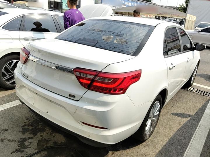Vision 2020 Facelift 1.5L CVT photo 4