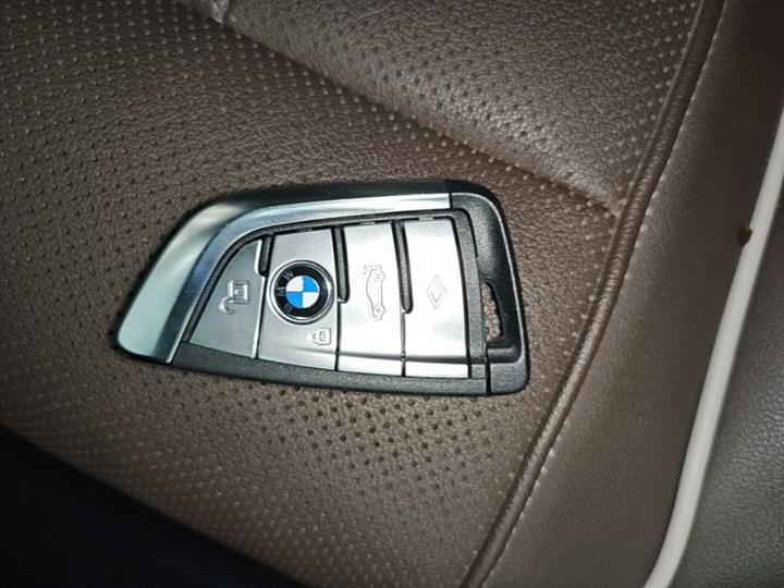 5 Series 2022 Facelift 530Li Leading M Sport Package photo 8