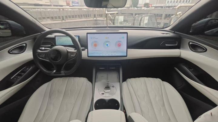 Seal 06 EV 2024 DM-i 120KM Flagship photo 3