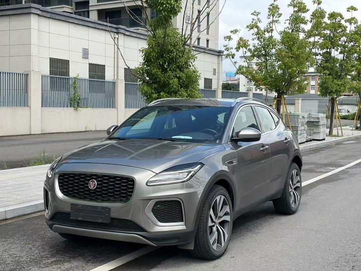 E-PACE 2024 Progressive Sport R-DYNAMIC S photo 3