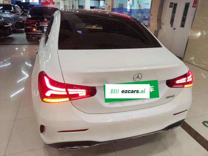 A-Class 2022 Facelift A 200 L Sport Dynamic photo 3