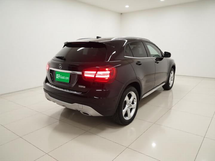 GLA 2017 GLA 200 Dynamic photo 4