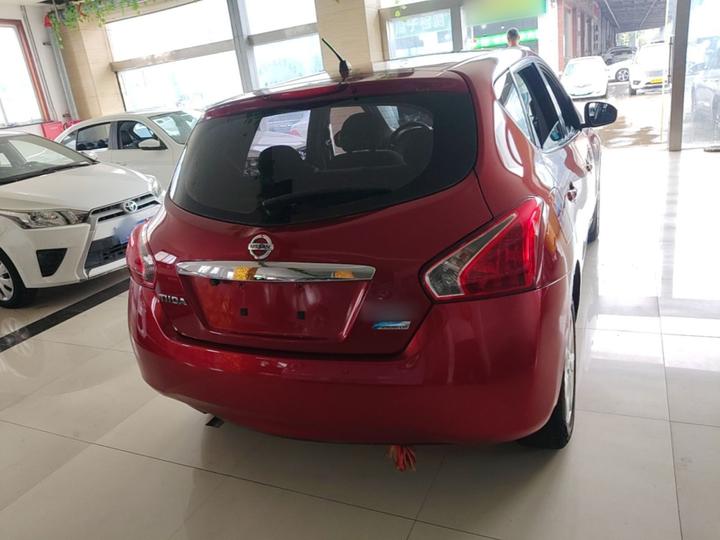 Tiida 2014 1.6L CVT Comfort photo 3