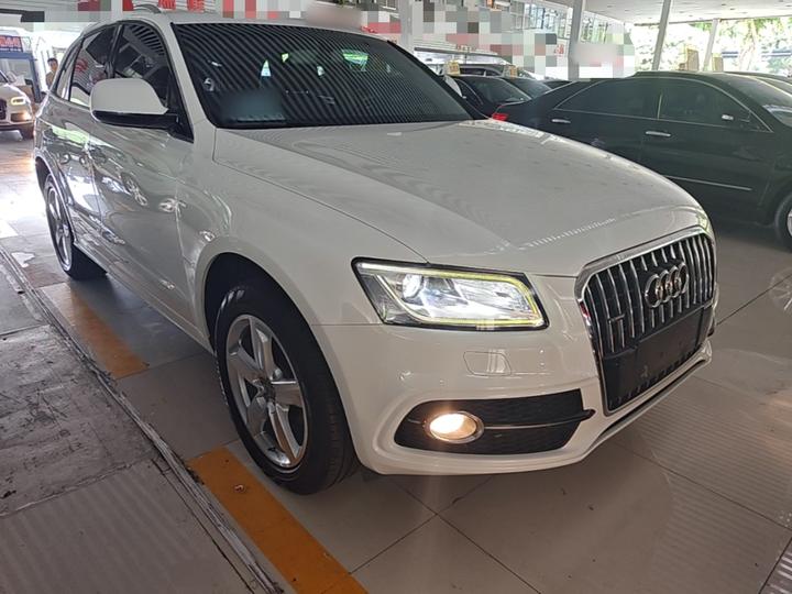 Q5 2017 Plus 40 TFSI Progressive photo 3