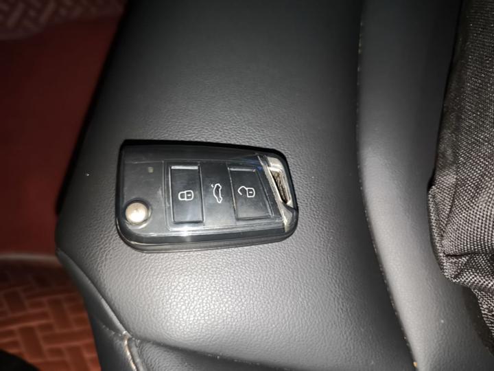 Tharu 2021 280TSI RWD photo 8