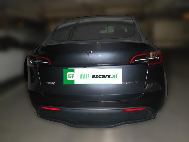 Model Y 2024 RWD photo 5