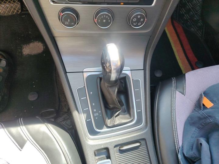 Golf 2016 1.6L AT Comfort photo 6