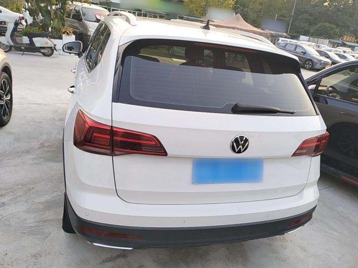 Tharu 2021 280TSI RWD Luxury PLUS photo 3