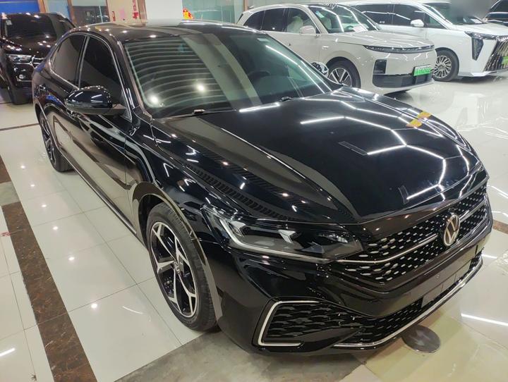 Passat 2023 Facelift 330TSI Elite photo 3