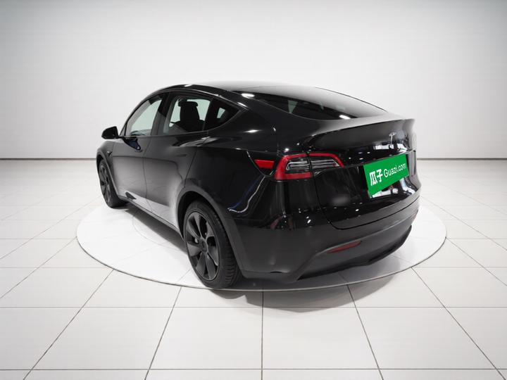 Model Y 2022 Facelift RWD photo 4