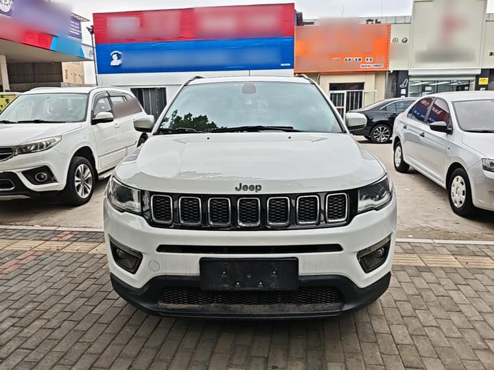 Compass 2017 200T AT photo 2