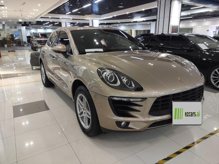 2017 Macan 2.0T photo 3