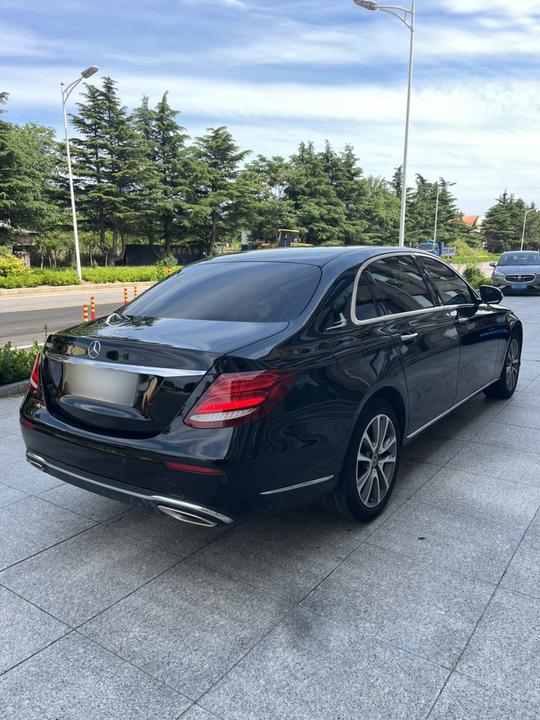 E-Class 2018 Facelift E 200 L photo 2