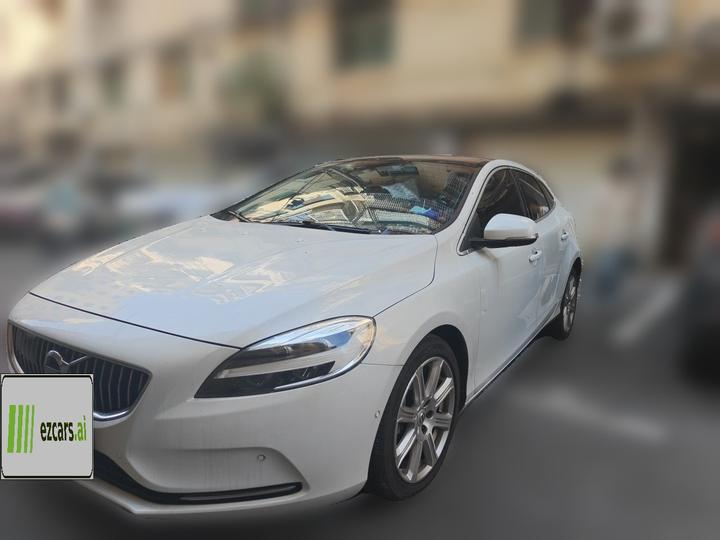 V40 2018 T3