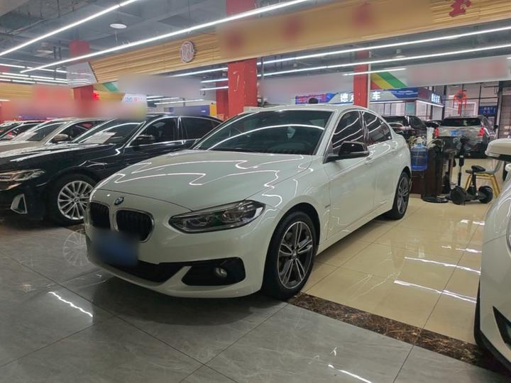 1 Series 2017 118i Sport