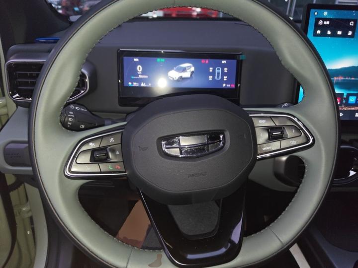 Geely 2025 1.5TD photo 7