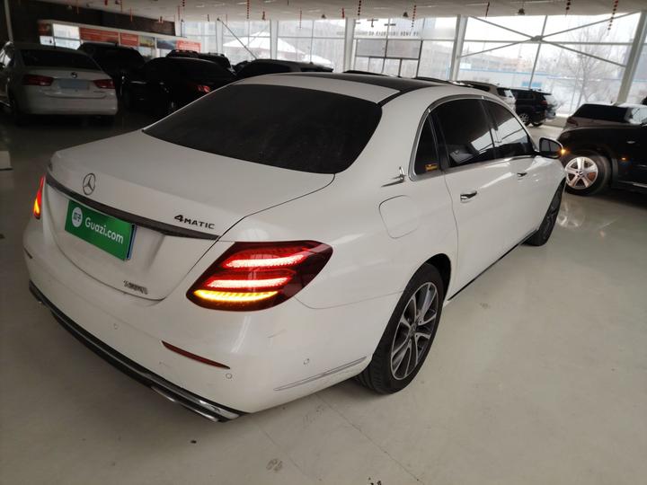 E-Class 2017 E 200 L 4MATIC photo 4