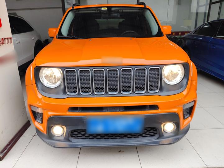 Renegade 2019 220T AT Leading photo 2