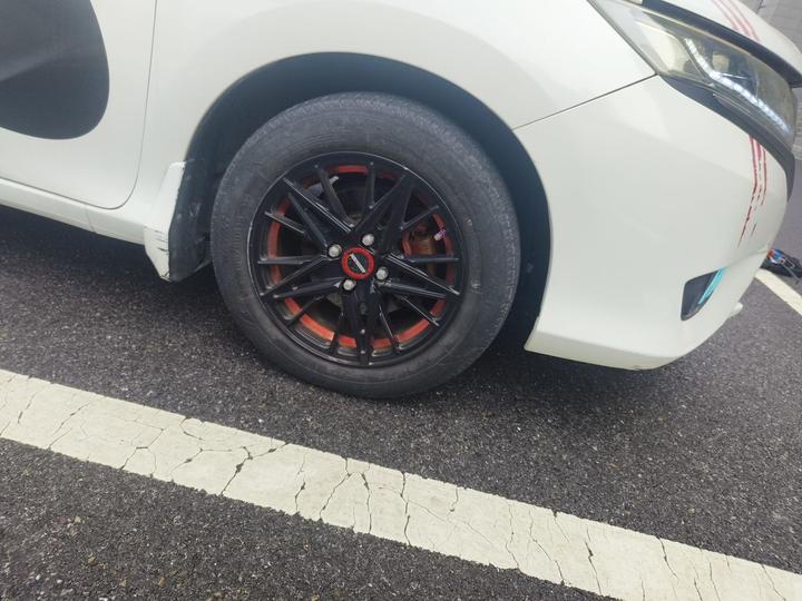 Greiz 2016 1.5L CVT Classic photo 8