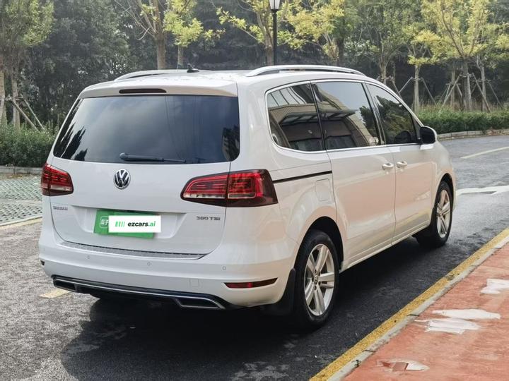 2018 380TSI 7-Seater photo 6