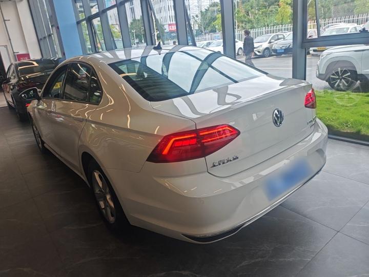 Lamando 2021 230TSI DSG photo 4