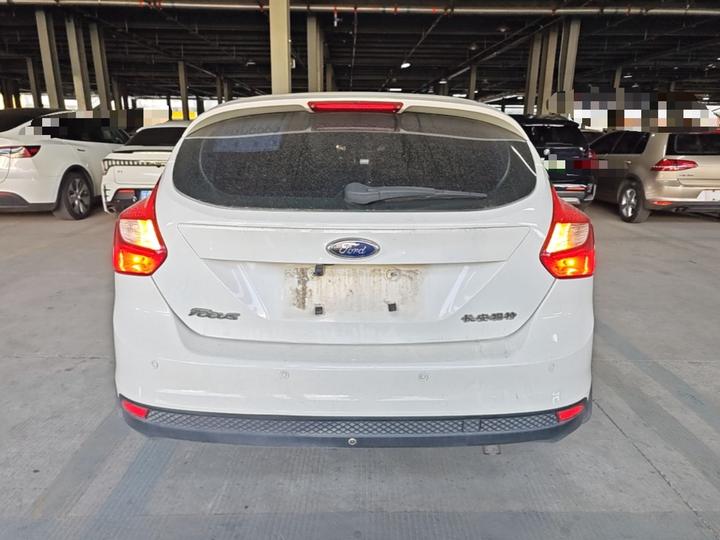 Focus 2012 Hatchback 1.6L AT Comfort photo 3
