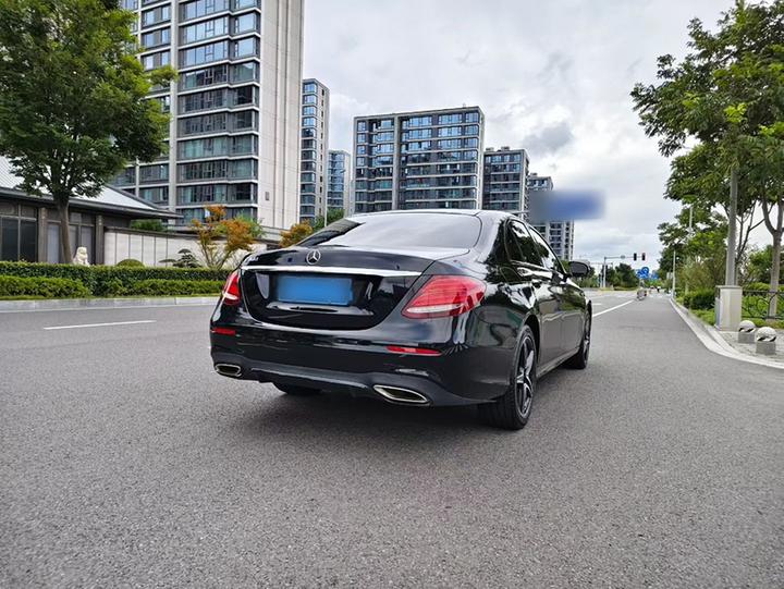 E-Class Imported 2019 E 260 Sport photo 3