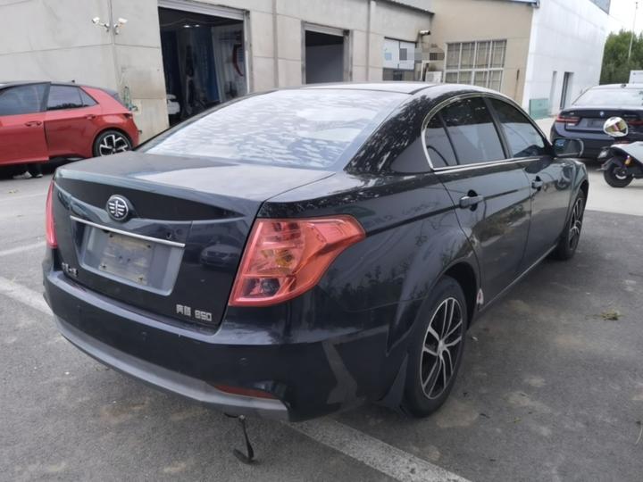 Bestune B50 2013 1.6L MT Comfort photo 6