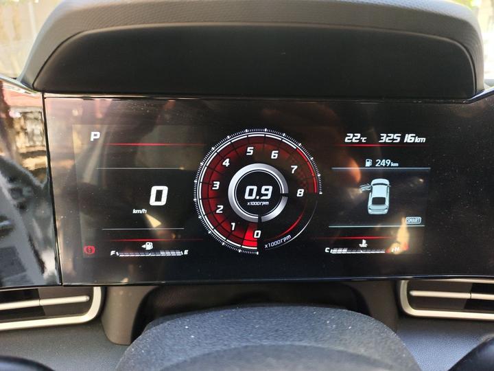 Elantra 2021 1.5L CVT LUX Premium photo 8