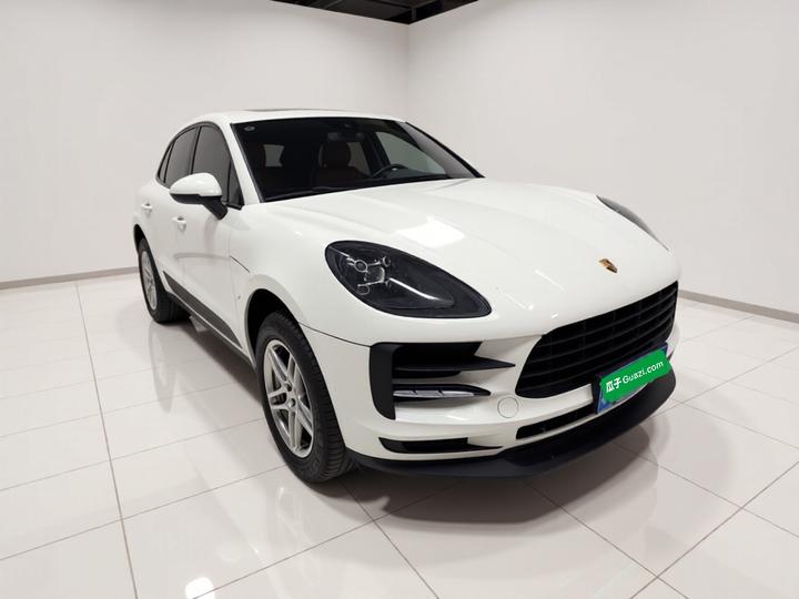 2018 Macan 2.0T photo 3