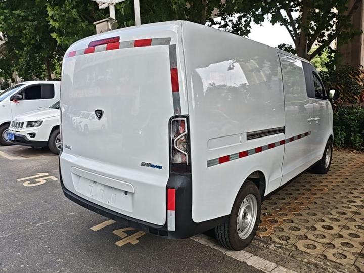 EV EV48 2023 Smart 41.86kWh photo 4