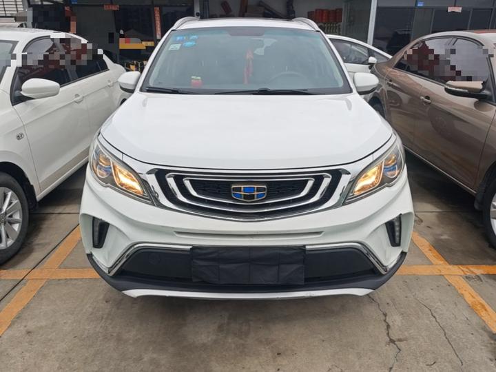 Vision X3 2017 1.5L AT Premium photo 2