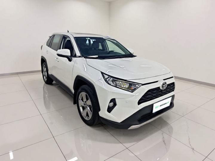 RAV4 2022 2.0L CVT RWD photo 3