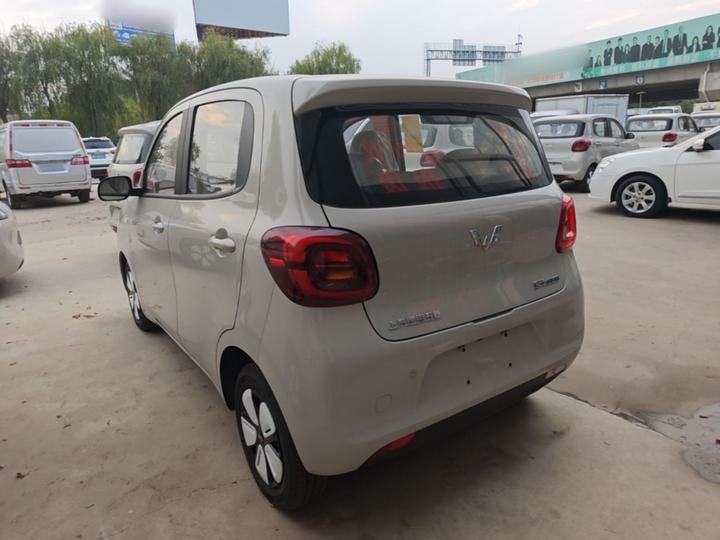 Hongguang MINIEV 2025 4th Gen 4-Door Advanced photo 4