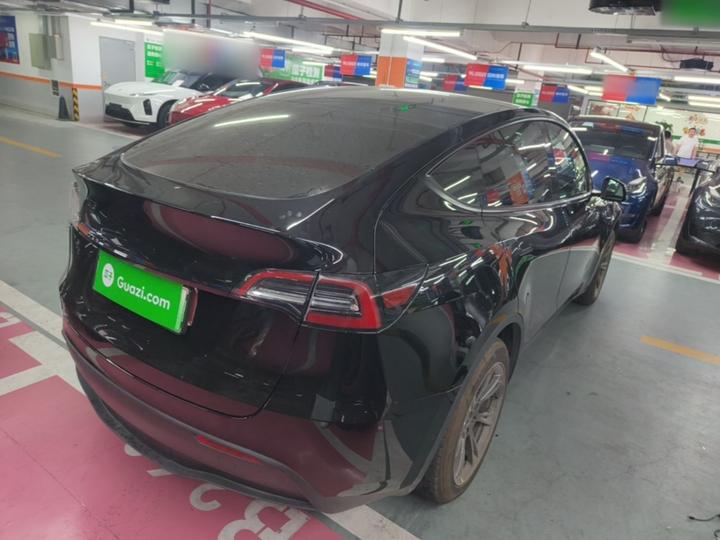 Model Y 2023 Long Range AWD photo 4