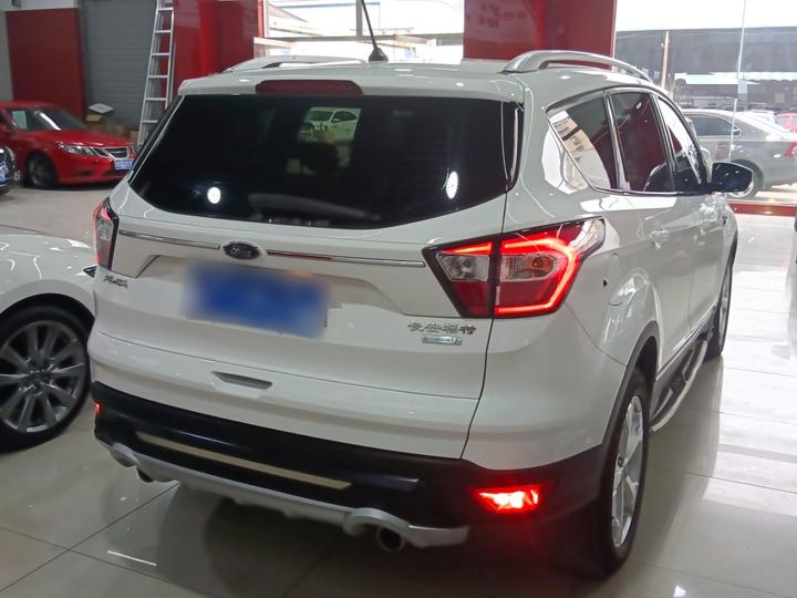 Kuga 2018 EcoBoost 180 RWD photo 4