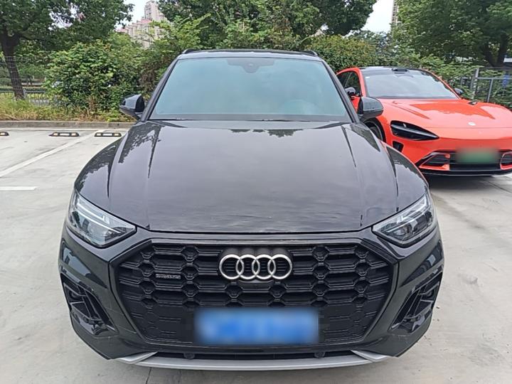 Q5L 2025 45 Collection 45 TFSI Luxury Dynamic photo 2